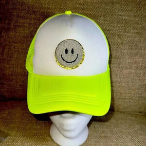 HAPPY FACE TRUCKER CAP HAT Snapback